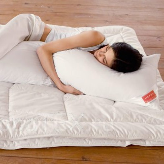  Side-Sleeper Pillow (    )